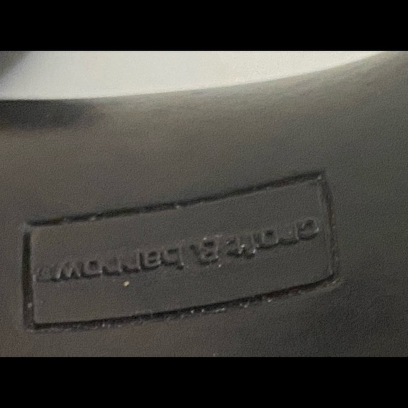 Croft & Barrow Red  Leather Slides Sz 10 - Picture 12 of 14